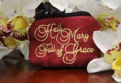 Hail Mary Full of Grace Cloth Rosary Case [CFSRC0005]